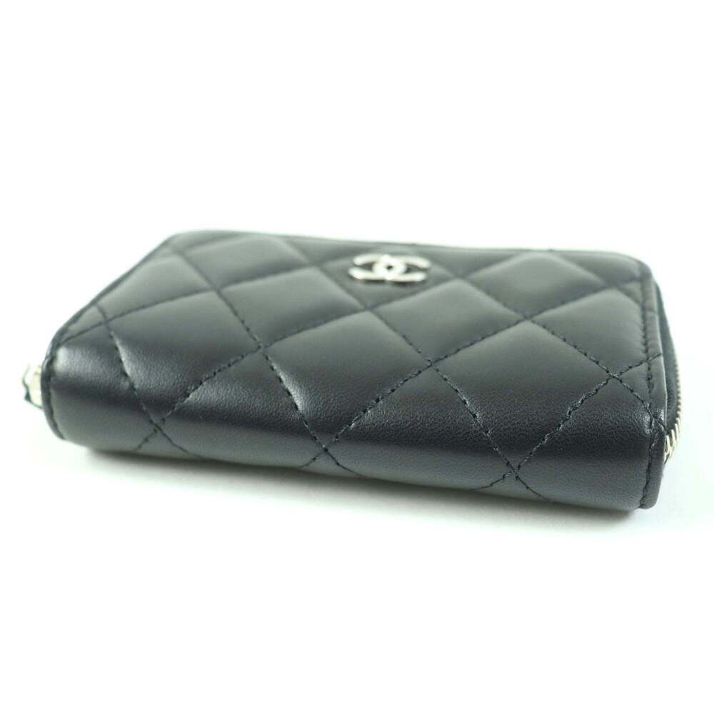 CHANEL Authentic Black Lambskin Leather Logo Wallet - Picture 4 of 10
